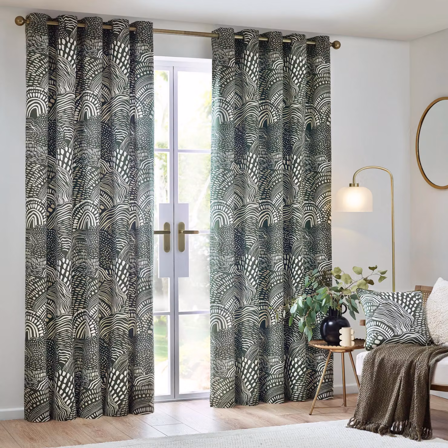 HOEM Nola Abstract Geometric Room Darkening Eyelet Curtains in Green, Width: 117 cm, Height: 137 cm – 5