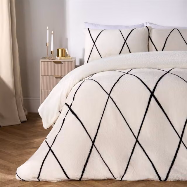 OHS Diamond Check Teddy Fleece Bedding Set in Ivory, King Size