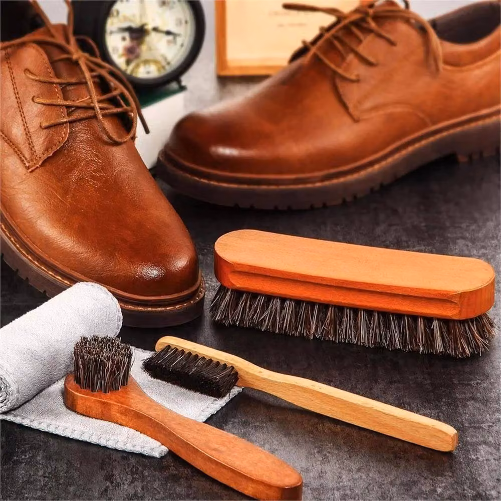 VOGREX 3-Piece Horsehair Shoe Brush and Microfibre Cloth Set in Brown – 5