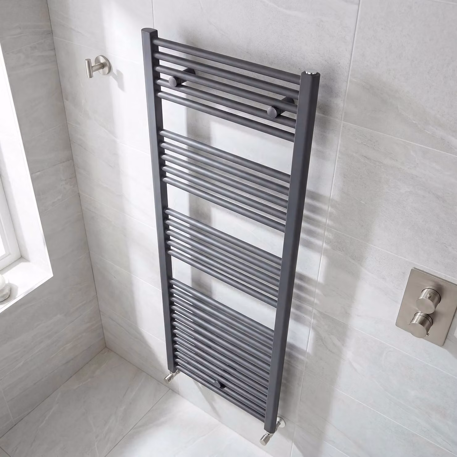 Balterley Electric Vertical Round Towel Rail with 27 Rails, Anthracite Grey, H 137.5 cm x W 48 cm x D 4.8 cm – 2