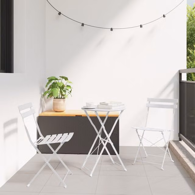 Berkfield Home White Metal Foldable Outdoor Patio Chairs – 1