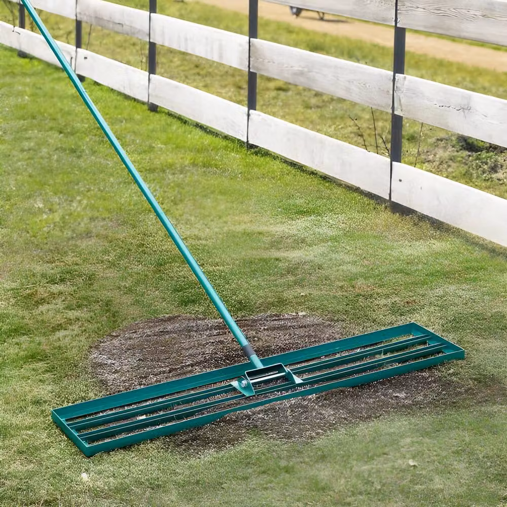 VEVOR Heavy-Duty Lawn Leveling Rake with Steel Extended Handle in Green – 2