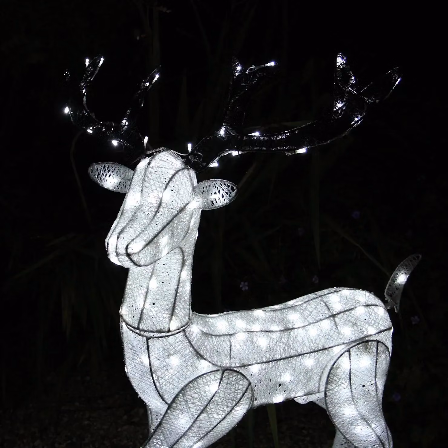 Monstershop Large Light Up Stag Reindeer in White, H 120 x W 70 x D 41 cm – 2