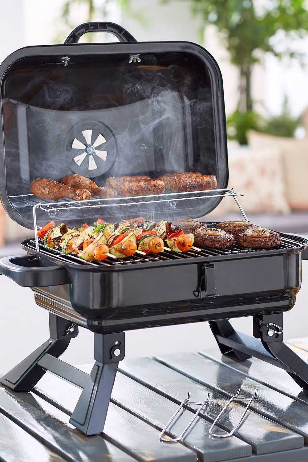 Tower Compact Tabletop Charcoal Grill in Black, W/D/H: 39.5 x 41.0 x 39.5 cm – 9
