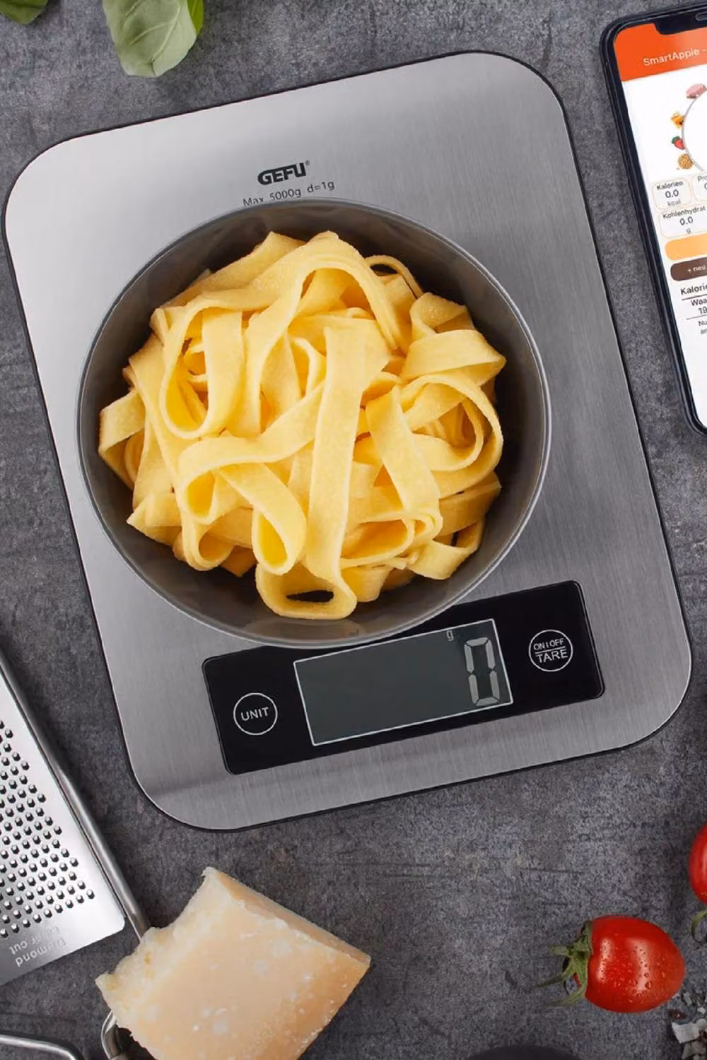 Gefu SCORE Smart Digital Food Scale with Calorie Tracking and App Control in Silver Stainless Steel – 3