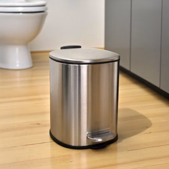 Showerdrape Capri 3L Small Pedal Bin in White and Silver with Removable Inner Bucket – 1