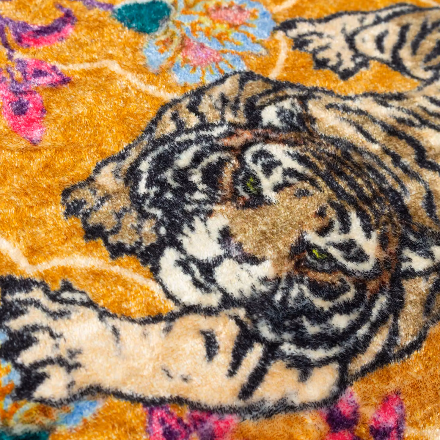 Terrys Floral and Animal Print Velvet Square Cushion in Multicolour and Gold, W/D/H: 50 x 50 x 50 cm – 4
