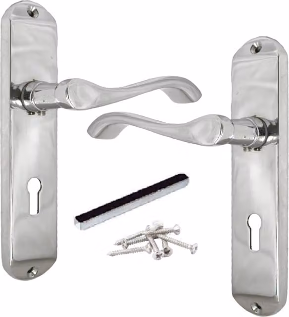 Betley Butterfly Door Handles on Backplate in Chrome