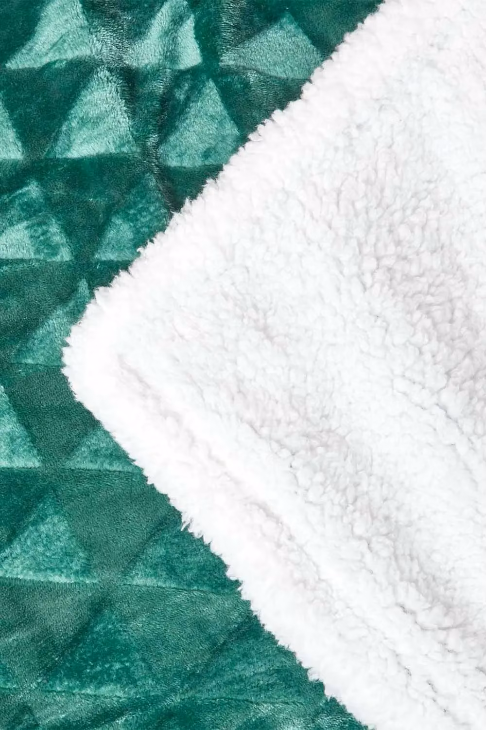 HOMESCAPES Geometric Patterned Sherpa Fleece Throw Blanket in Green and Purple, W/D/H: 130 x 160 cm – 5