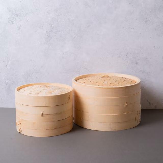 KitchenCraft 2-Piece Bamboo Steamer Set in Natural Beige with Medium and Large Two-Tier Steamers