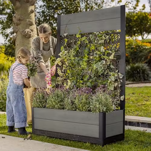 Keter Darwin Tulip Leaf Screen Planter in Green, Freestanding Artificial Hedge Outdoor Divider, H 156.3 x W 109.6 x D 44.4 cm – 2