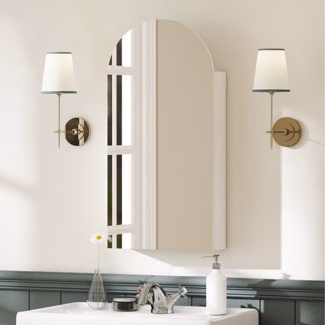 HOMCOM Modern White Wall-Mounted Bathroom Mirror Cabinet with Hinged Doors and Adjustable Glass Shelves