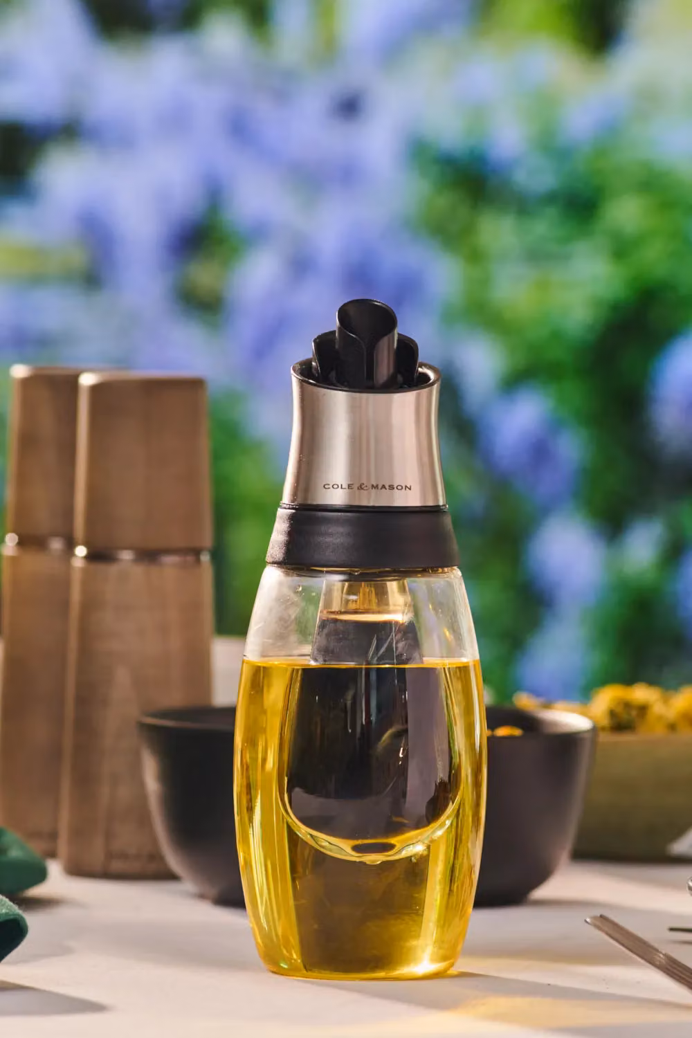Cole & Mason Bristol Duo Oil and Vinegar Pourer Set with Drip-Free Spout and Lids, Transparent and Silver – 6