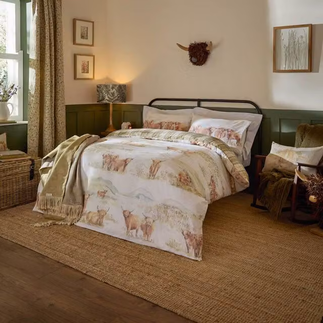 Voyage Maison Highland Cattle Reversible 100% Cotton Duvet Cover Set, Multicolour, W: 90 cm, H: 200 cm