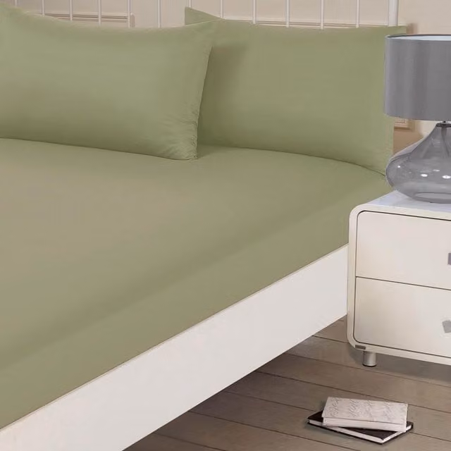 Brentfords Plain Microfibre Fitted Bed Sheet, Green, 200 x 200 cm