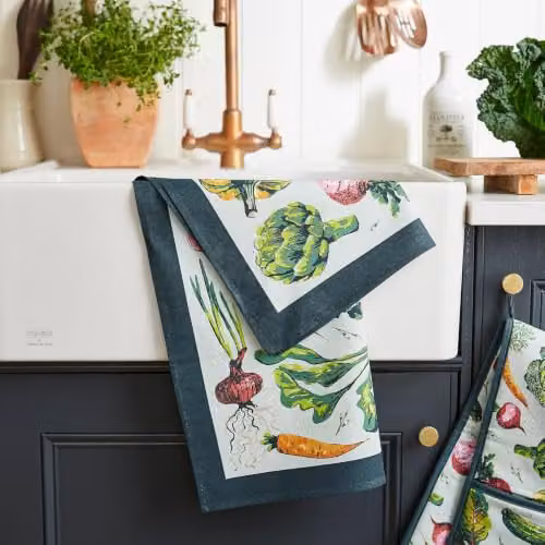 Ulster Weavers Multicolour Floral Cotton Tea Towel with Hanging Loop – 5