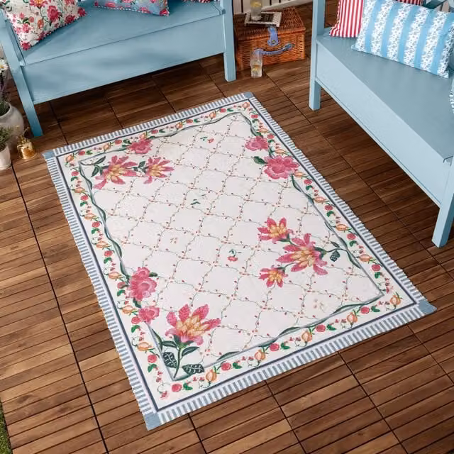 Wylder Claudia Floral Printed Indoor/Outdoor Rectangular Rug in Red and Multicolour, W: 120 cm, D: 170 cm – 1