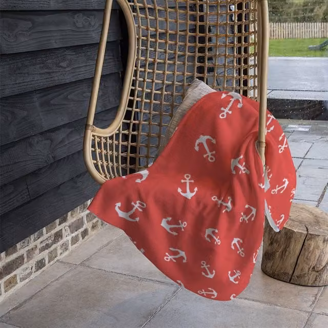 Benjamin Tate Design Anchors On Red Fleece Blanket in Red and Sand, W/D/H: 120 x 150 cm – 1