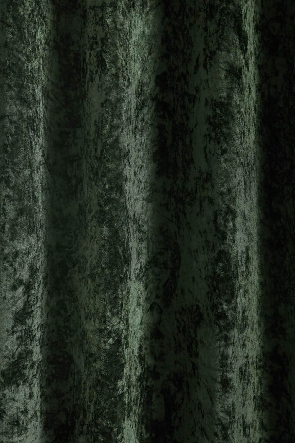 Catherine Lansfield Olive Green Crushed Velvet Lined Eyelet Curtains, W: 117 cm, Drop: 183 cm – 2
