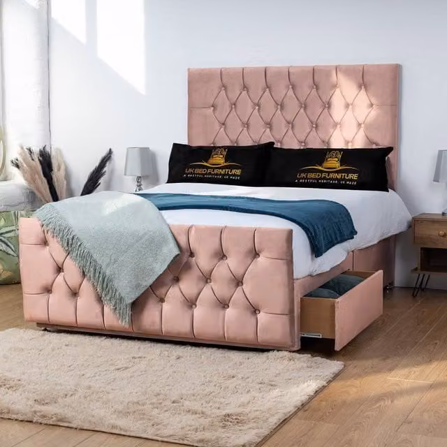 UK Bed Furniture Jubilee Pink Velvet Divan Bed with 4 Drawers and Headboard, W/D/H: 140 x 200 cm