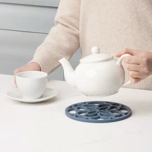 Zeal Silicone Heritage Round Trivet Mat in Blue, Diameter: 18 cm – 3