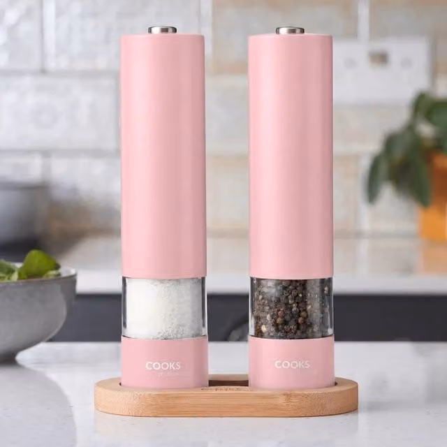 Cooks Professional Automatic Electric Salt and Pepper Mill with Bamboo Base in Pink – 1