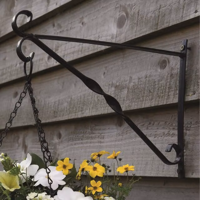 Thompson & Morgan Black Hanging Basket Wall Bracket, Pack of 4