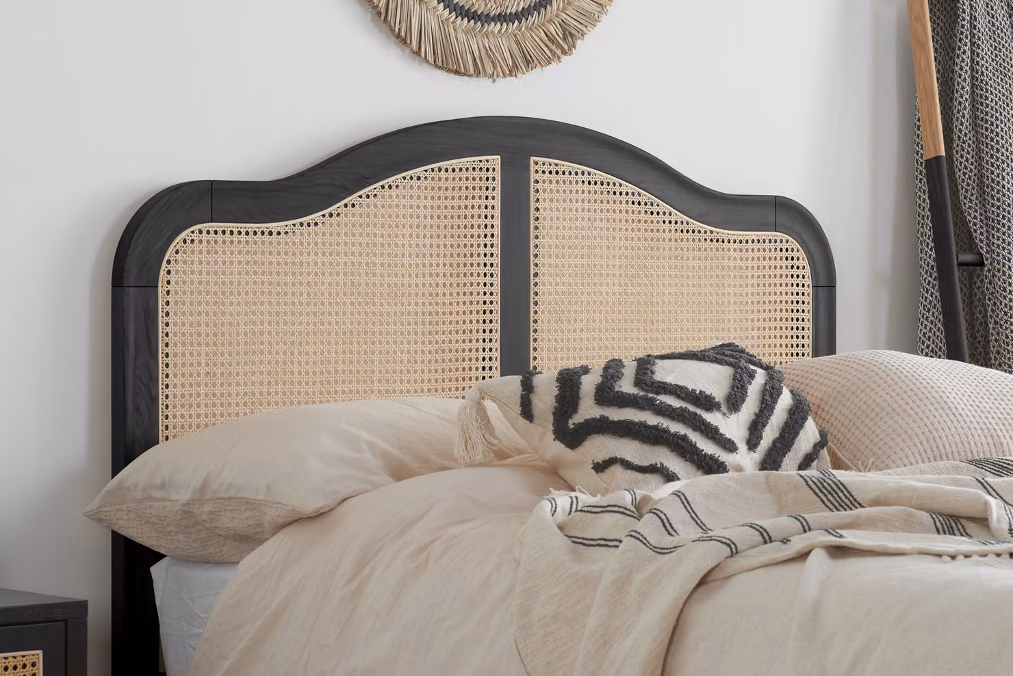 Birlea Leonie Rattan and Solid Wood Bed Frame in Black, Super King Size (200 x 200 cm) – 2