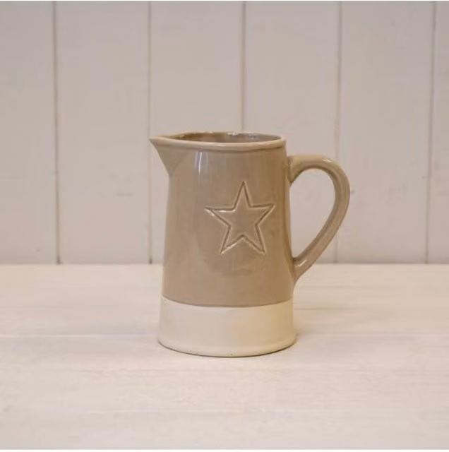 KDMD Ceramic Debossed Star Jug in Sand