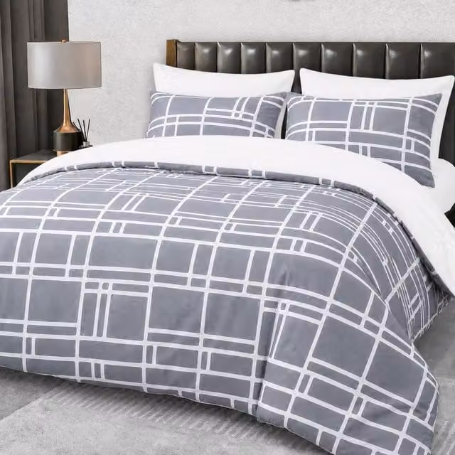 Pamposh Reversible Microfibre Duvet Cover and Pillowcase Set in Grey, Single Size (90 x 200 cm) – 1