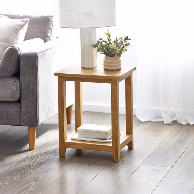 Julian Bowen Mallory Oak Square Lamp Table in Brown