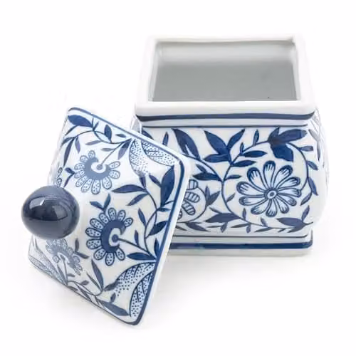 Madison & Mayfair Small Square Ceramic Ginger Jar in Blue and White Floral Design, H17cm x W12.5cm x D12.5cm – 1