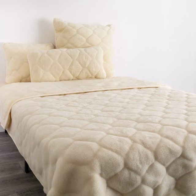 Native Natural White Cashmere and New Wool Climate Regulating Double Quilt