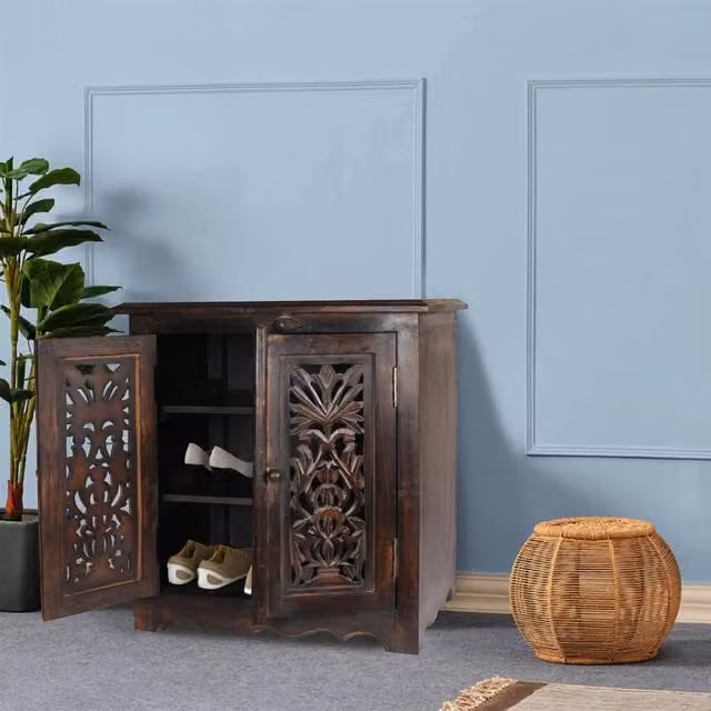 Topfurnishing Classic Floral Carved Mango Wood Shoe Cabinet in Brown