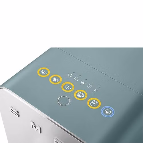 Smeg BCC13EGMUK Bean to Cup Coffee Machine with Integrated Milk System, 1350W, Green, W: 33.6 cm, D: 18.0 cm, H: 43.3 cm
