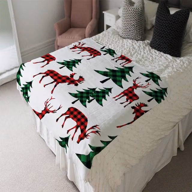 Benjamin Tate Design LTD Buffalo Plaid Woodland Soft Fluffy Blanket in Red and Multicolour