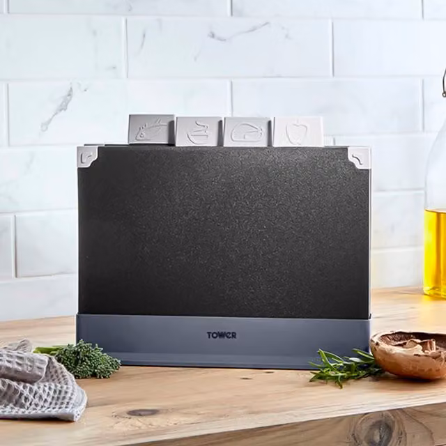 Tower 4-Piece Black Plastic Rectangular Chopping Board Set with Stand and Non-Slip Feet