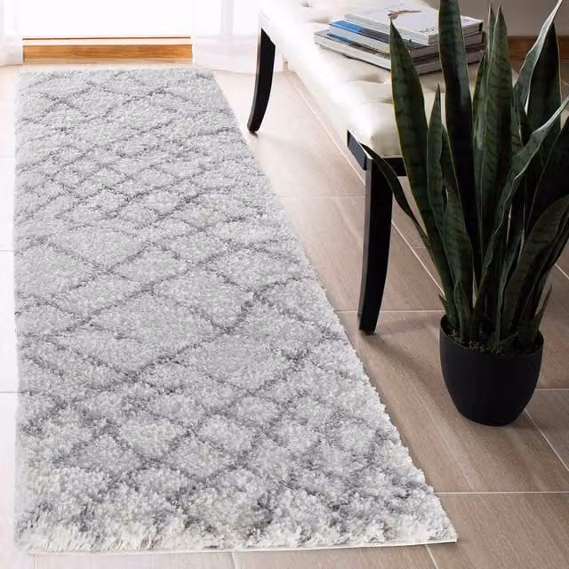 Desire Rugs Moroccan Berber Shaggy Runner with Abstract Design in Beige, White and Grey, W/D/H: 60 x 220 cm