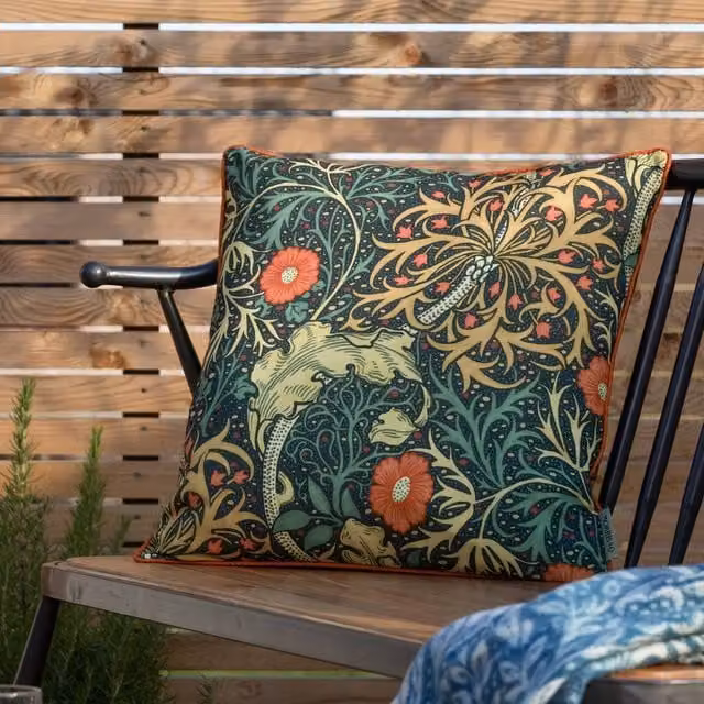 Morris & Co. Seaweed Printed Piped Outdoor Cushion in Indigo, W/D/H: 50 x 50 x 50 cm