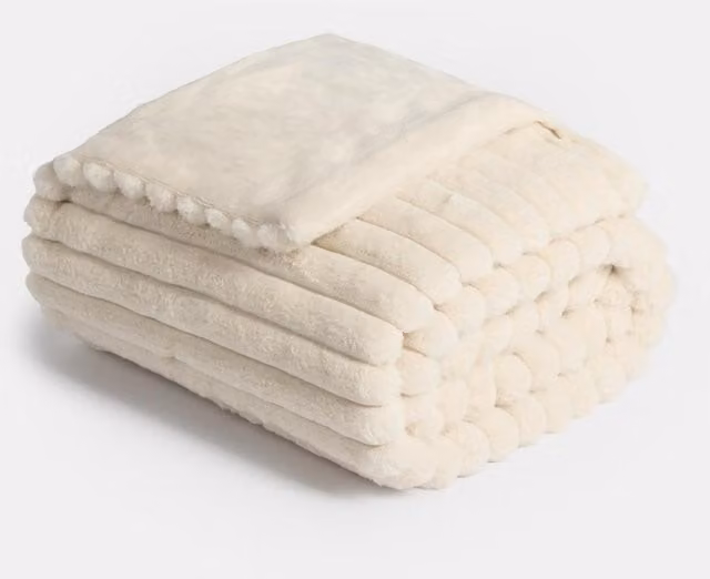 OHS Faux Fur Thick Ribbed Throw in Beige, Yellow and White