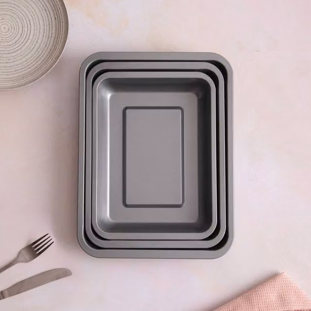 Betterware Essentials Non-Stick 3 Piece Rectangular Roasting Tin Set in Silver