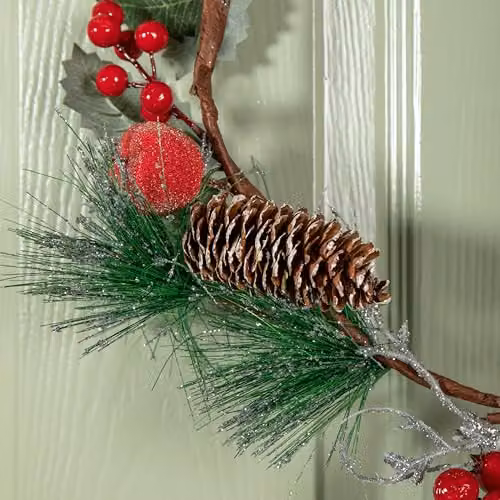 Samuel Alexander Classic Round Hanging Christmas Wreath in Green, Red and Silver, Diameter: 45 cm – 2