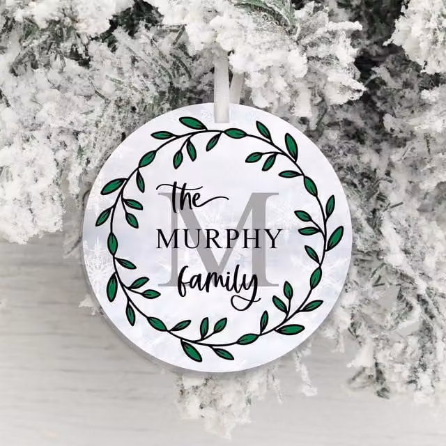 Uniqueful Personalised Surname Initial Christmas Bauble Pendant, White Round Plastic Hanging Decoration