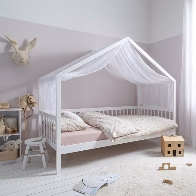 Noa and Nani Lottie Treehouse Single Day Bed in Classic White, Solid Wood