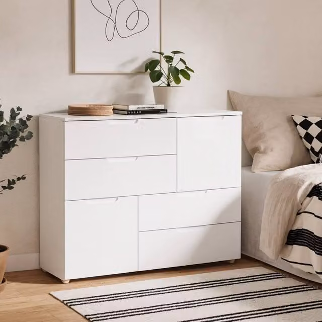 Wyld Haus Leipzig White Gloss Chest of 4 Drawers and 2 Doors
