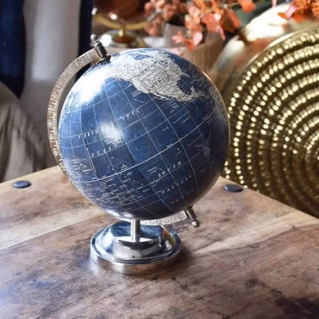 Madison & Mayfair Classic Blue Metal Tabletop World Globe, W/D/H: 23.0 x 28.0 x 20.0 cm – 2