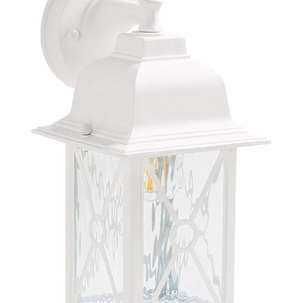Wyld and Coco White Outdoor Wall Lantern Sconce in Aluminium and Glass – 2