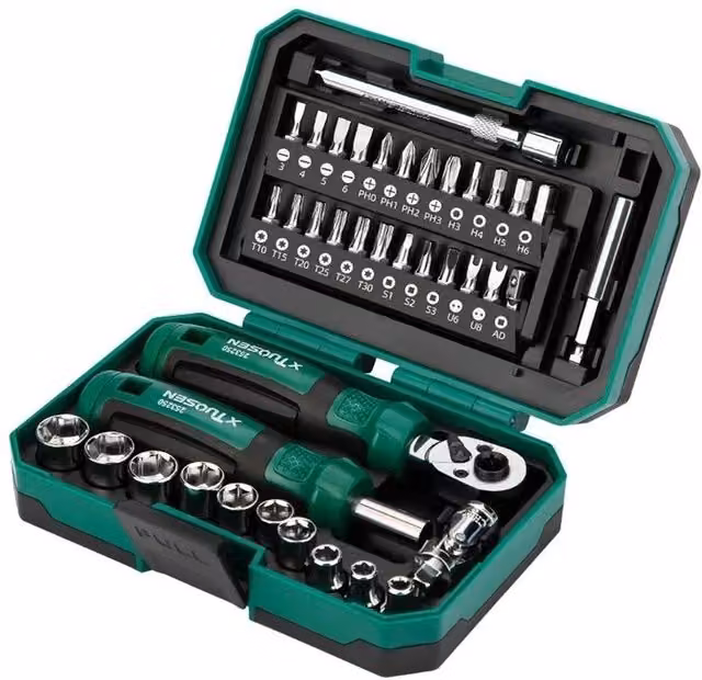 Nordara 40-Piece Small Drive Socket Ratchet Wrench and Screwdriver Set in Green