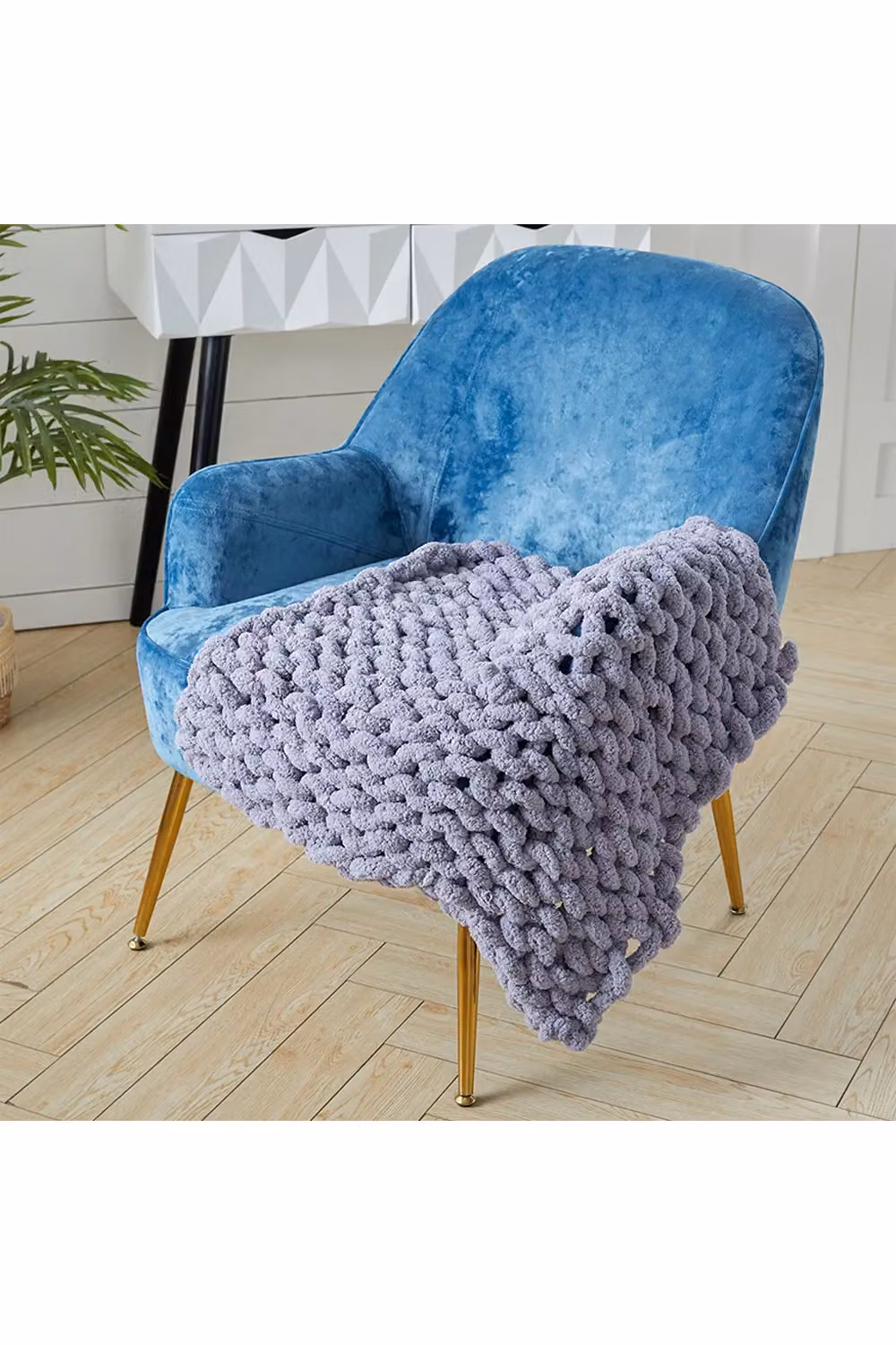 Living and Home Grey Hand-Woven Chenille Throw Blanket, W/D: 60 x 60 cm – 2