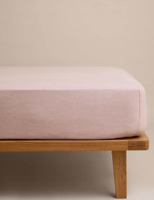 M&S Pure Linen Deep Fitted Sheet in Pink, W/D/H: 140 x 200 cm